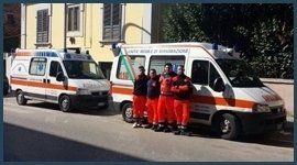 ambulanze e squadra soccorso