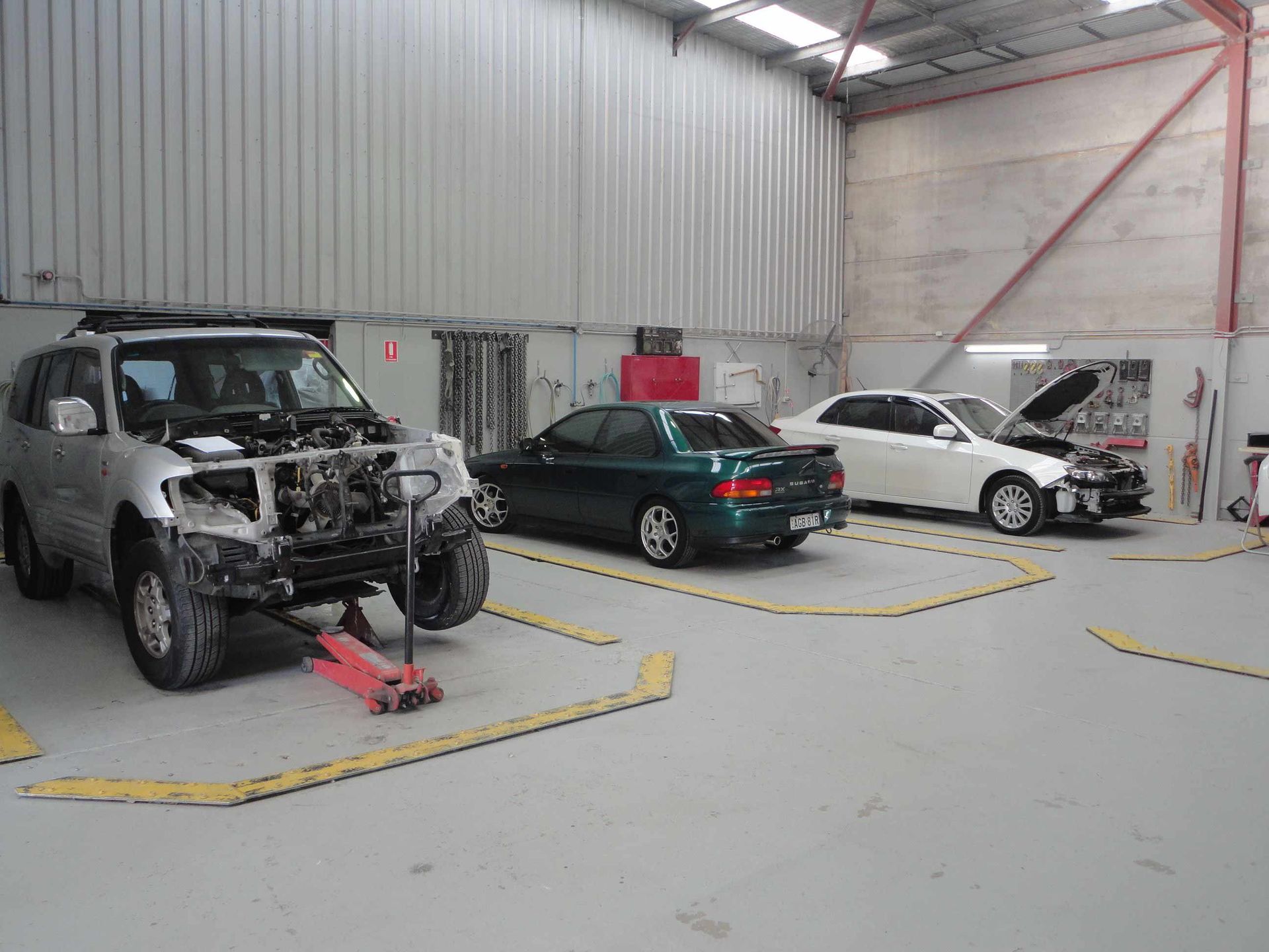 Car garage workshop | Penrith, NSW | The Smash Repair Centre