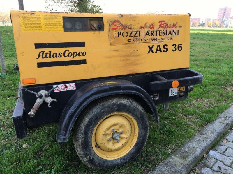 mezzo per la perforazione di pozzi artesiani