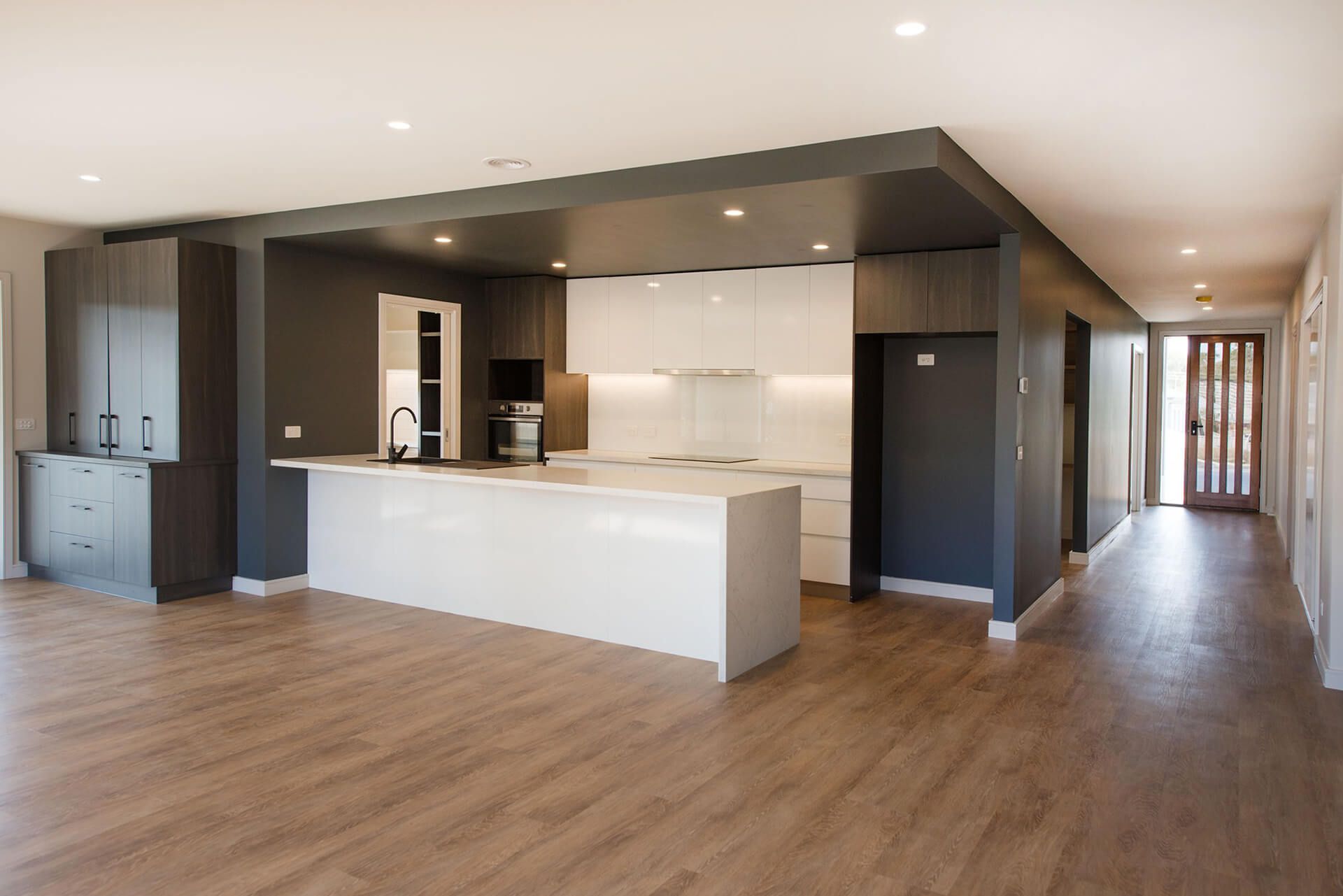 Modern Kitchen by New Home builders | Ryan Brothers Building Port Arlington