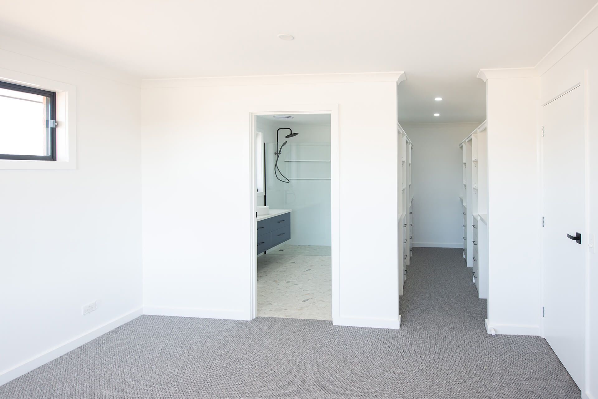 Master bedroom by New Home builders | Ryan Brothers Building Clunes