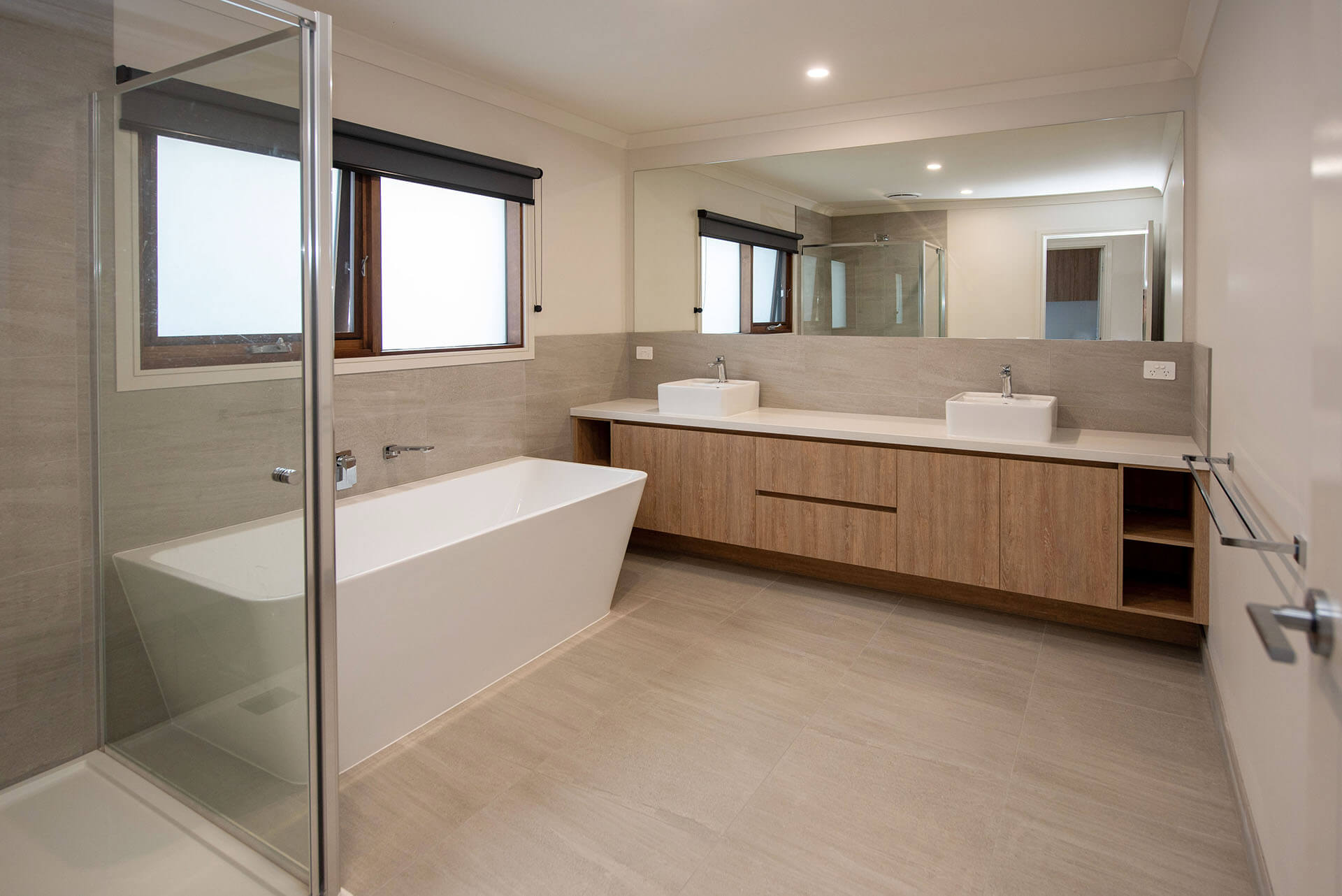 Bathroom in New Home built by Ryan Brothers Building St Leonards