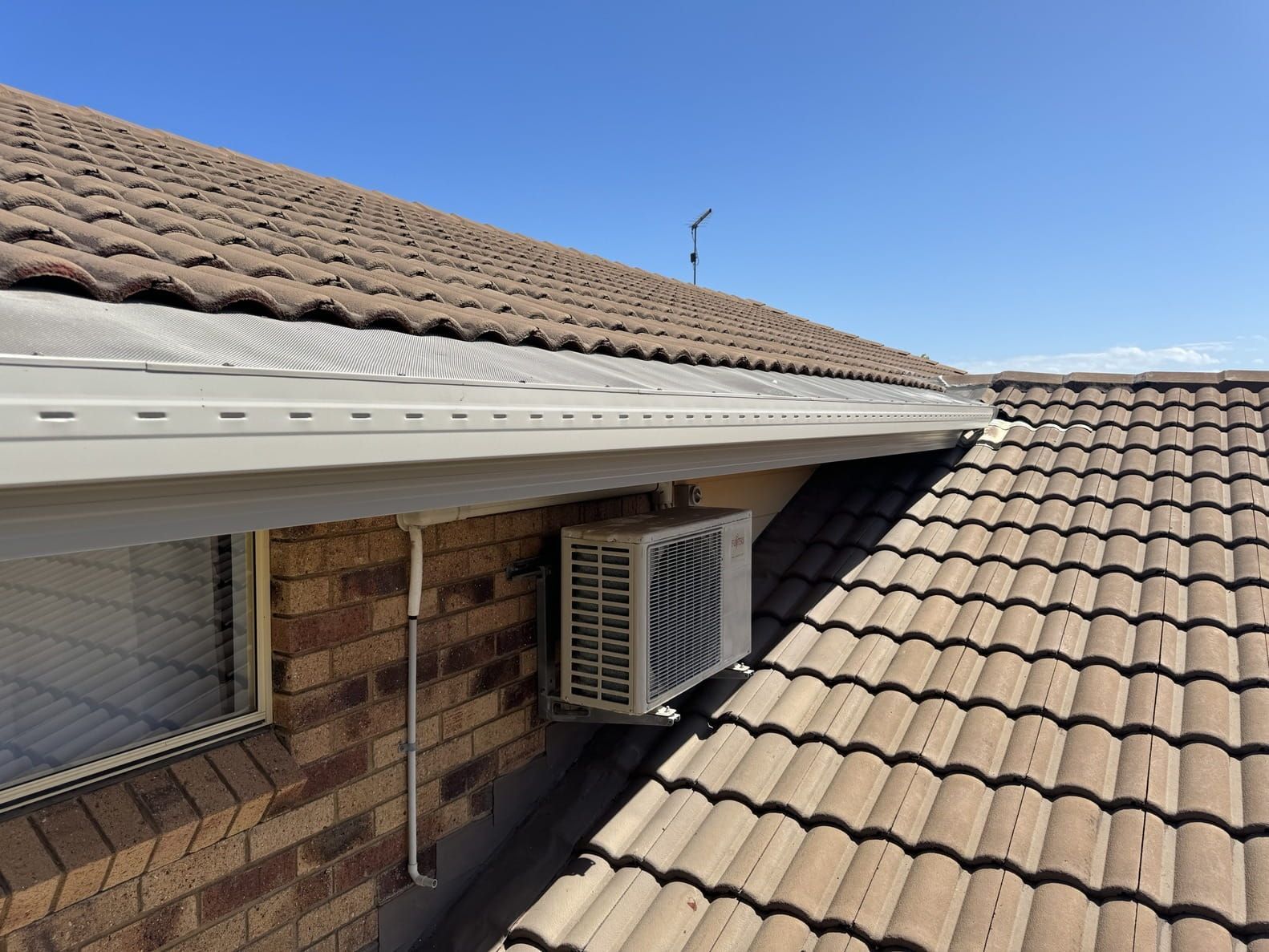 Classic White Gutter System — Gutters & Fascia In Lismore NSW