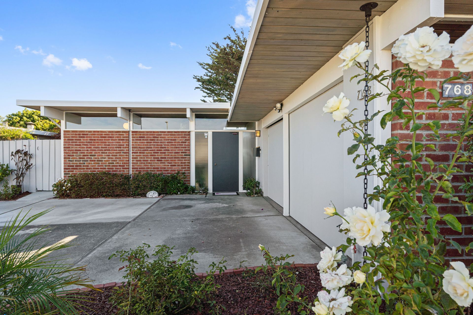 A house with the number 758 on the side of it