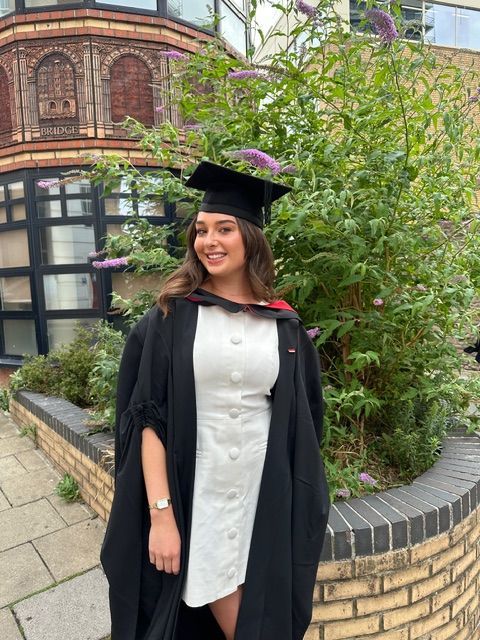 Sal Creative Bella Student