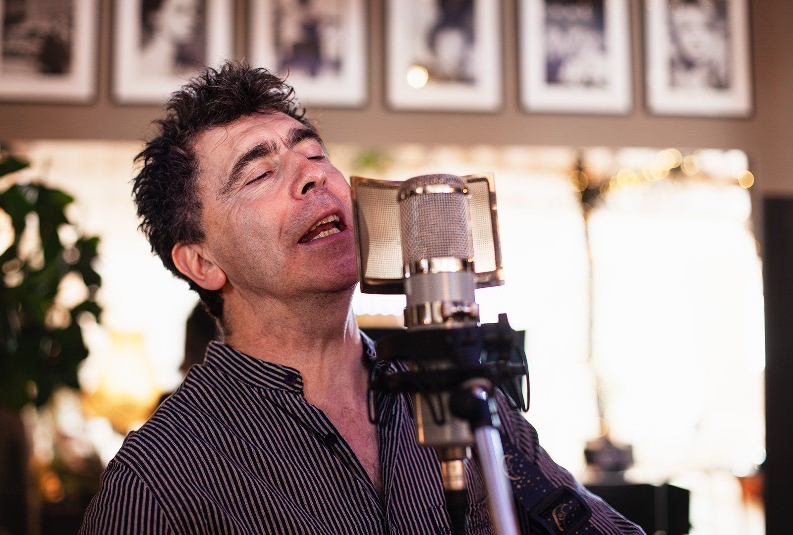 Pete Morton Folk Singer, Songwriter and Entertainer | A Golden Thread Album