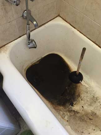 dirty tub cleaning-Drain Away Sewer Service, Inc. in Stamford, Connecticut