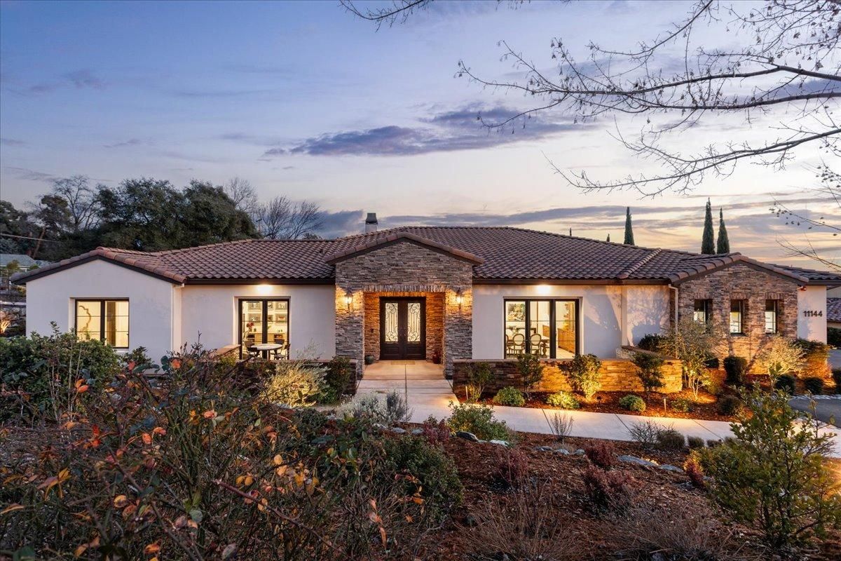 McCright and Lauermann | GUIDE Real Estate