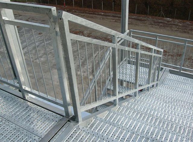 Scale e ringhiere nuove