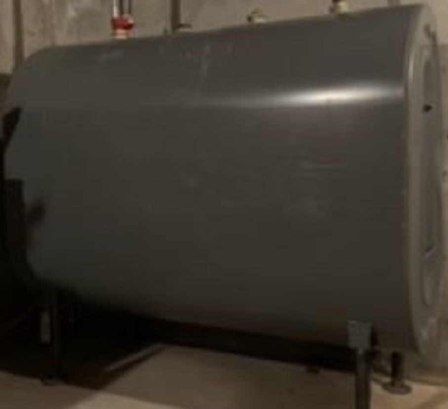 oil tank with hose