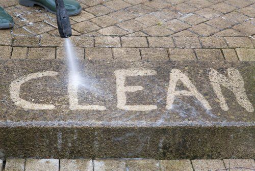 Experts in pressure washing cleaning