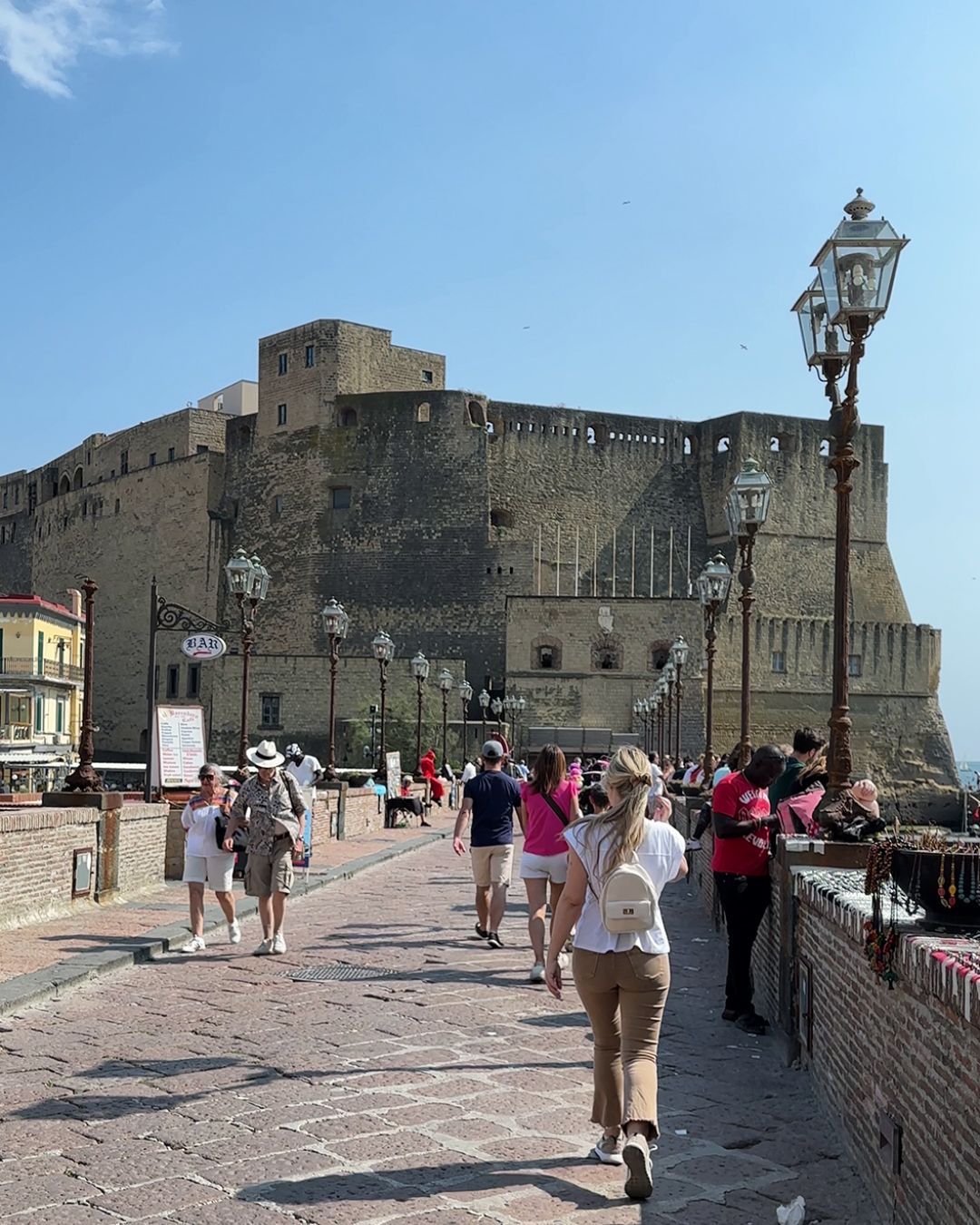 Castel dell'Ovo lungomare Napoli