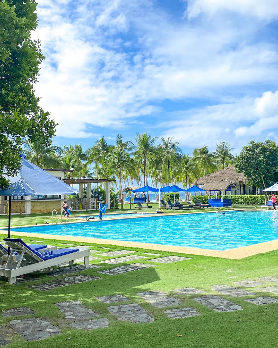 Piscina del Bohol Beach Club