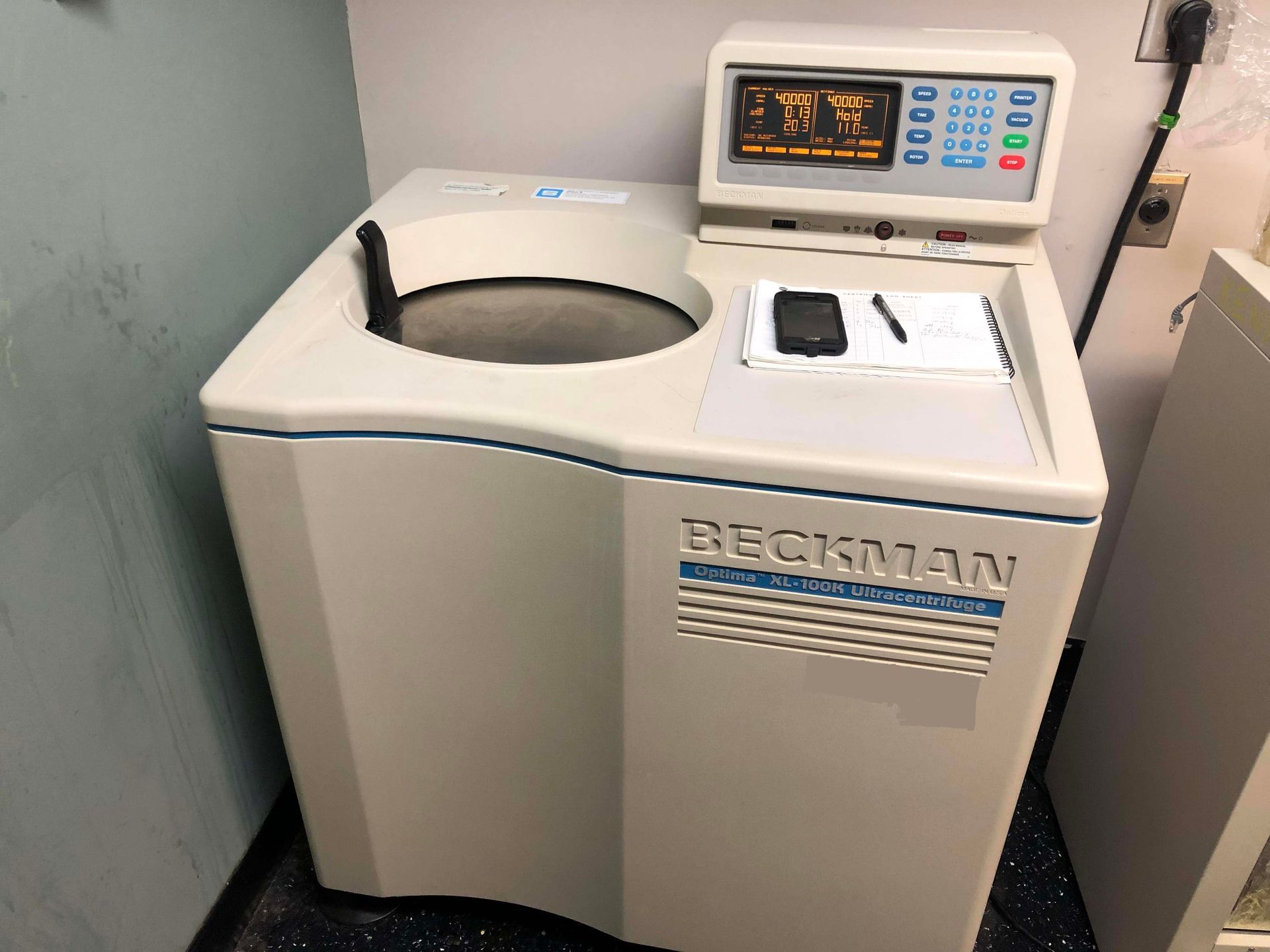 BECKMAN Optima Ultra Centrifuge