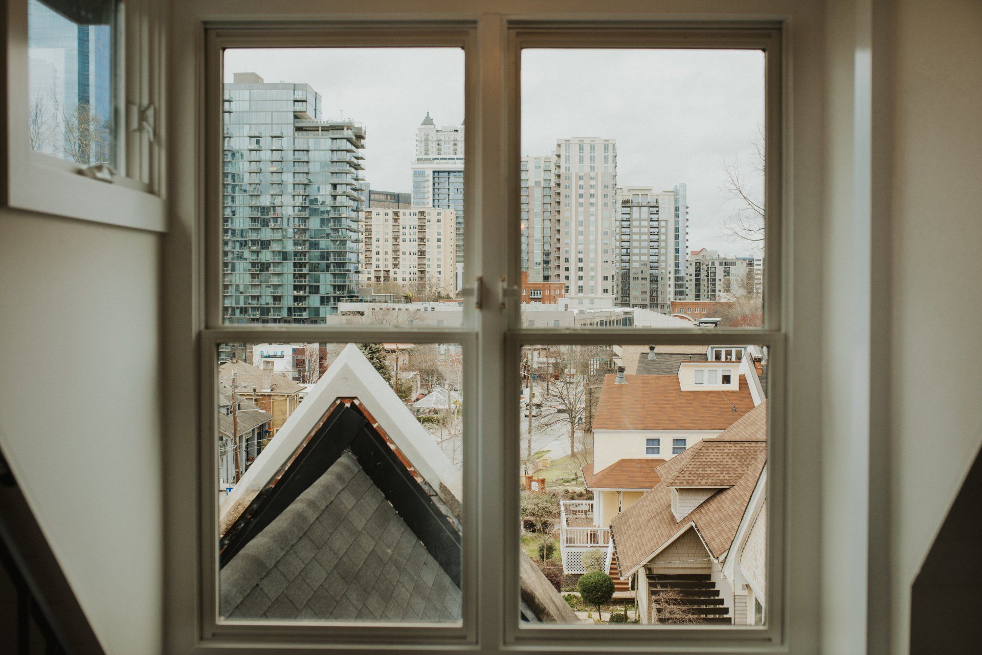 939 PIEDMONT AVENUE NE