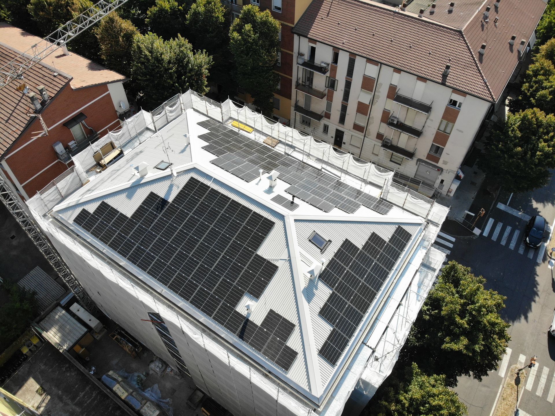 Impianto fotovoltaico Condominio Piacenza batterie accumulo Huawaei
