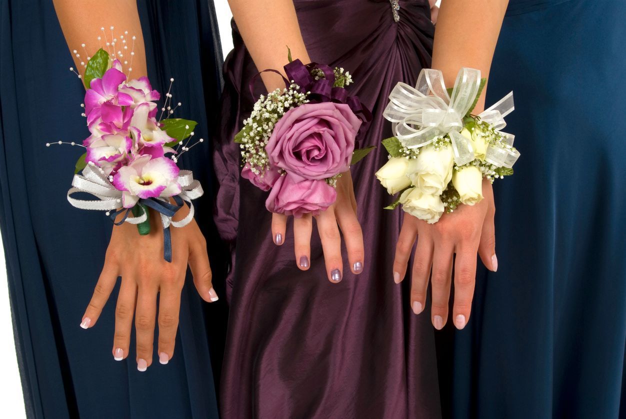 Colors and Sizes Vary
