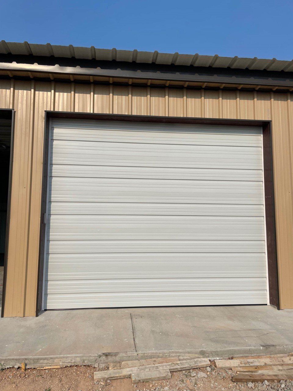 Garage Doors Lubbock, TX J & B Garage Doors