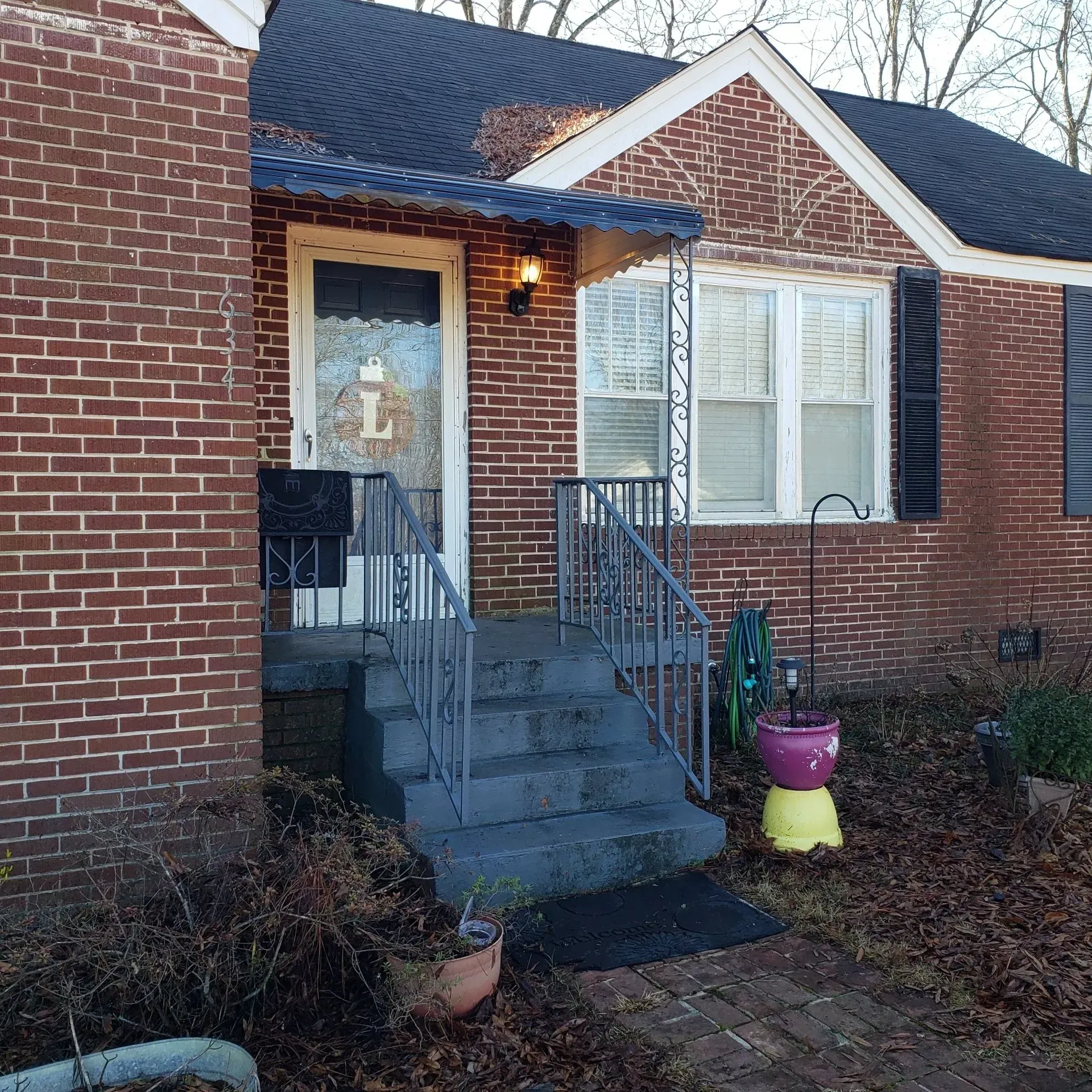Black Step Down — Decatur, AL — Evans Awnings