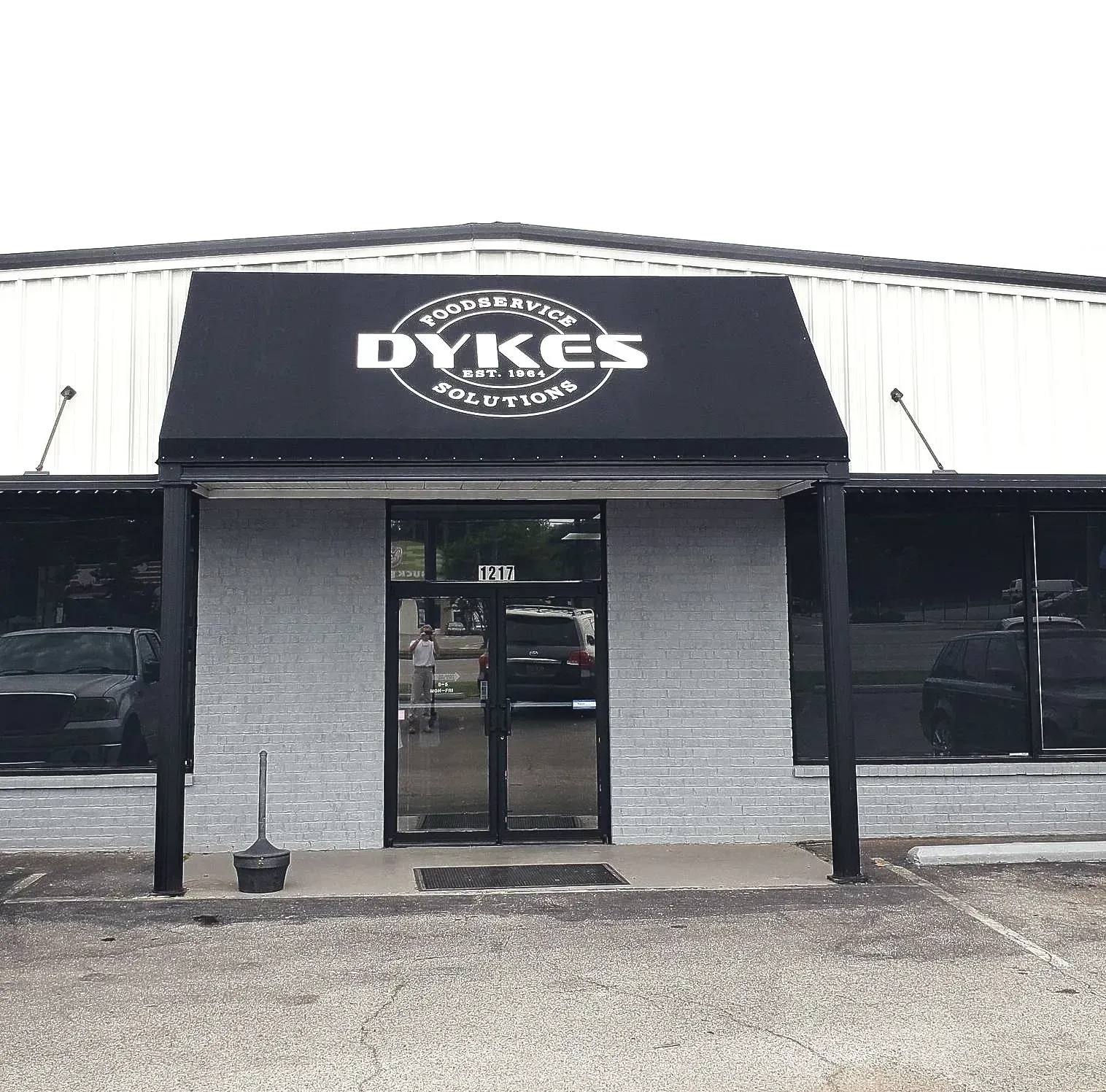 Dykes — Decatur, AL — Evans Awnings