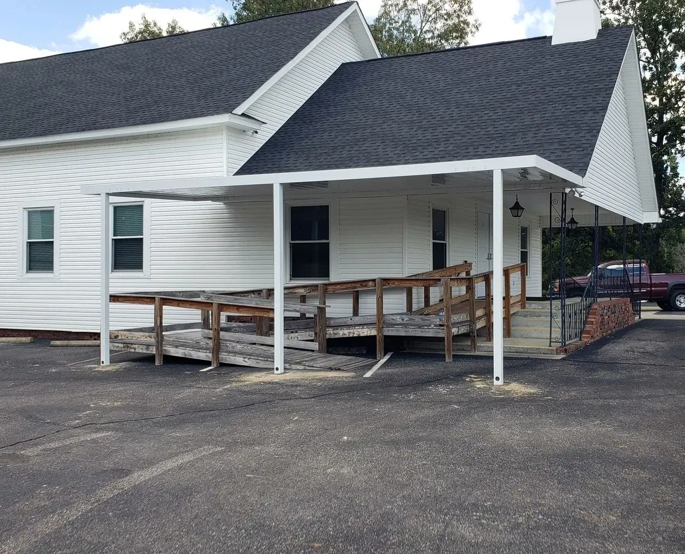 Forest Chapel — Decatur, AL — Evans Awnings