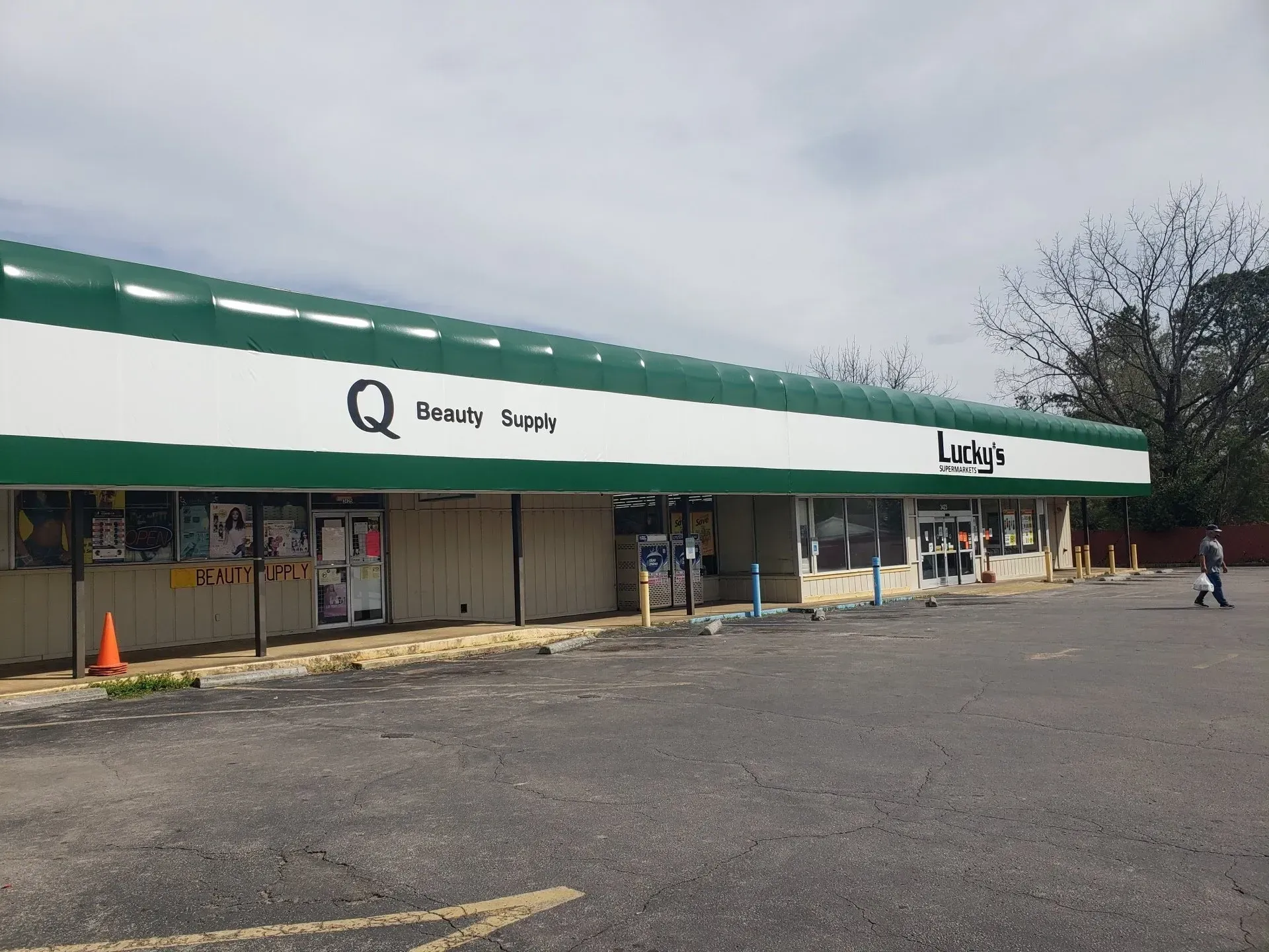 Lucky's Supermarket — Decatur, AL — Evans Awnings