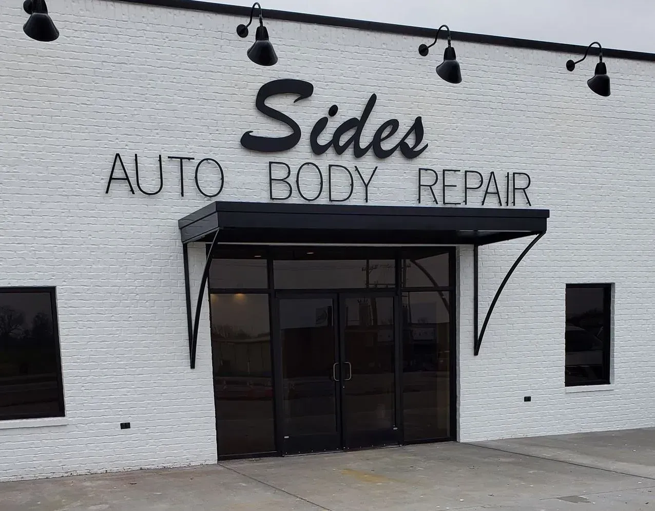 Sides Auto Body Repair — Decatur, AL — Evans Awnings