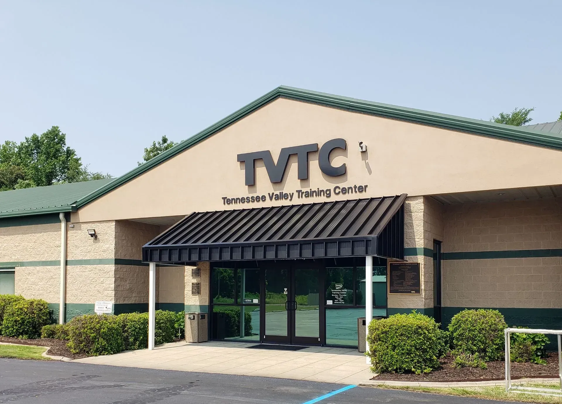 TVTC Slope — Decatur, AL — Evans Awnings