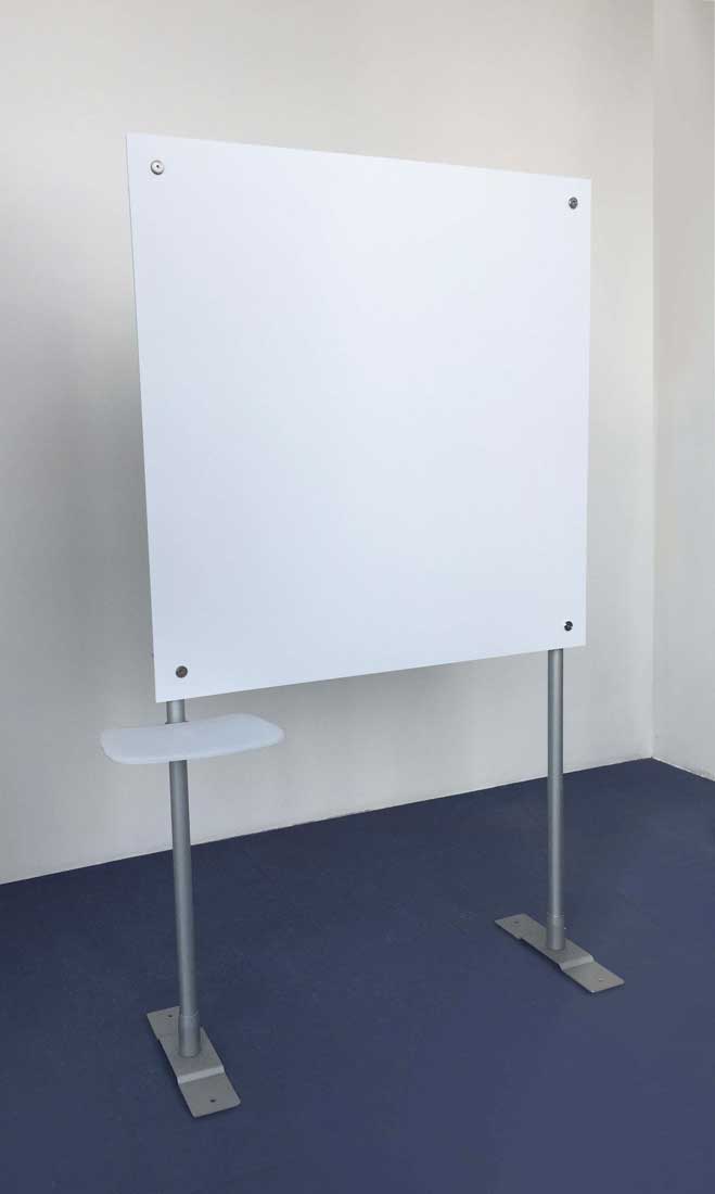 Pannello divisorio mobile personalizzabile con gel igienizzante