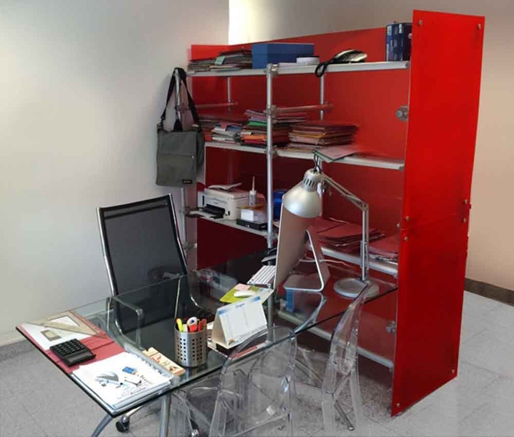 pareti attrezzate ufficio con ripiani componibile