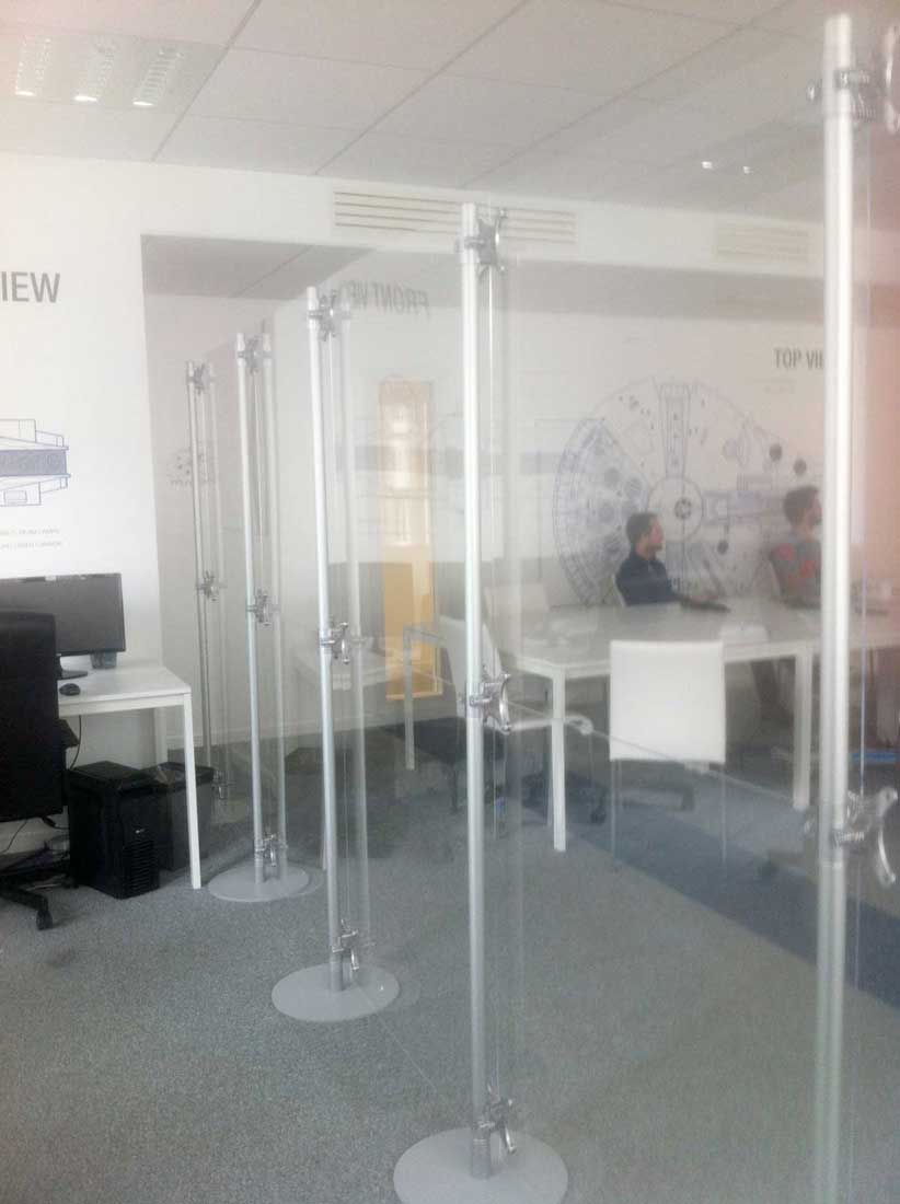 pareti divisorie in plexiglas per box colloqui per rsa case di riposo