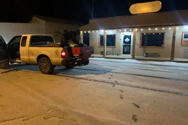 Seasonal snow removal services to maintain safe access and prevent ice buildup in Springfield, MO