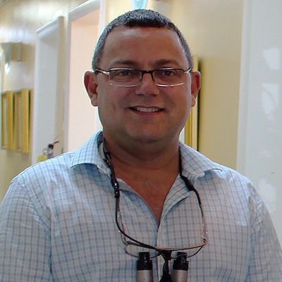 Oscar Reyes Dr. Rosado & Associates Miami, Fl 33165