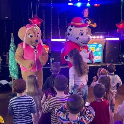 a colorful logo for cloud kids with a balloon in the shape of the number 9