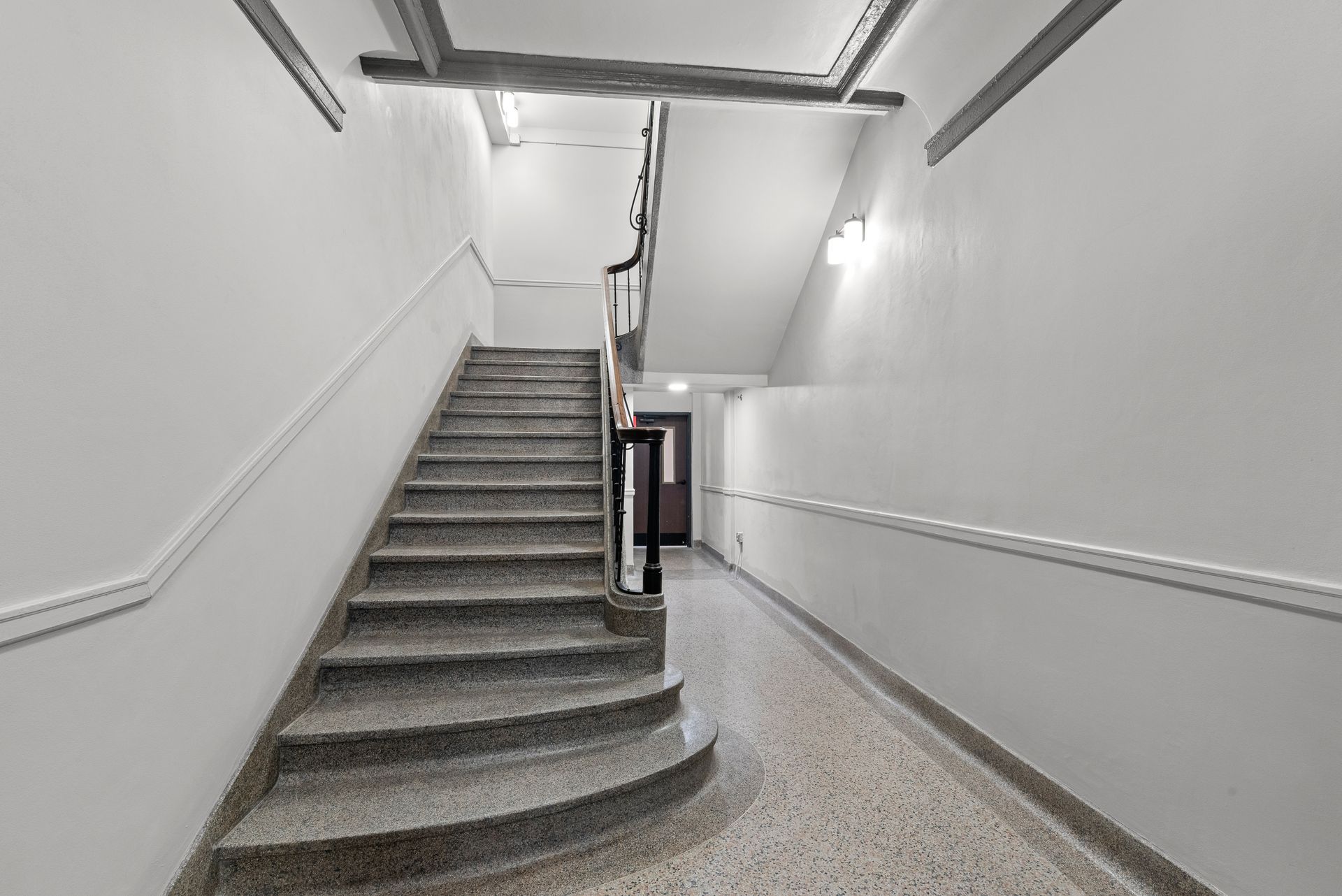 Photo showing an entrance staircase