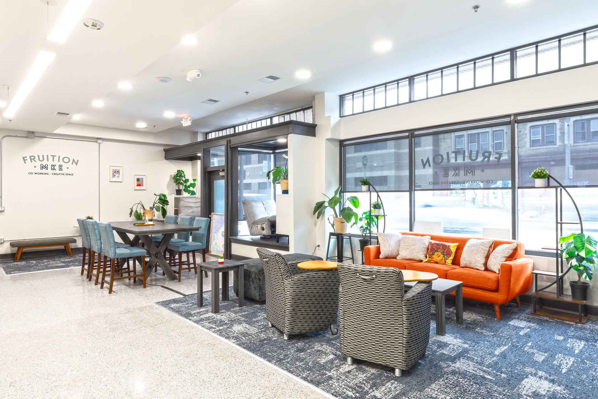 Photo showing Fruition MKE lobby with plenty of seating