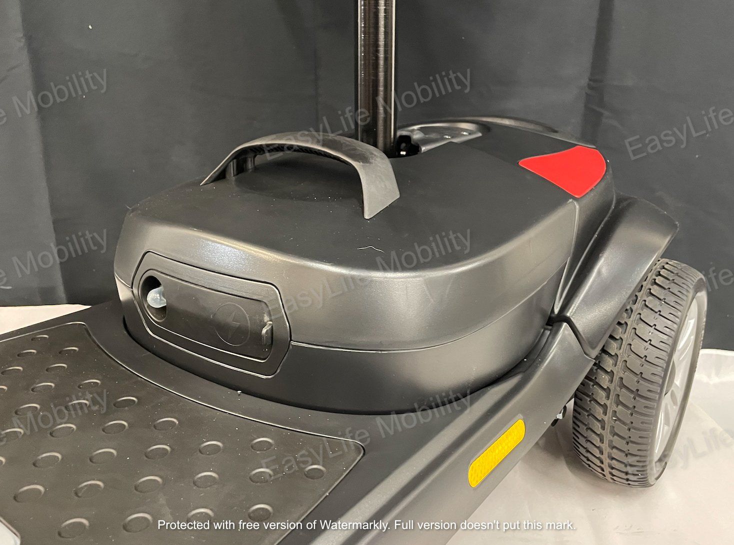 R1 Lithium Broken down images