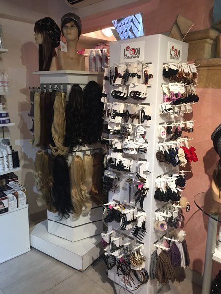 Parrucche al negozio Clary's Parrucche a Verona