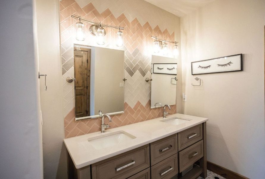 Fauxnomenal Designs Work Photo