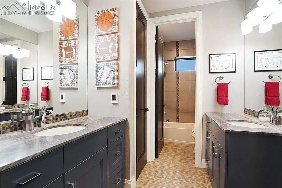 Fauxnomenal Designs Work Photo