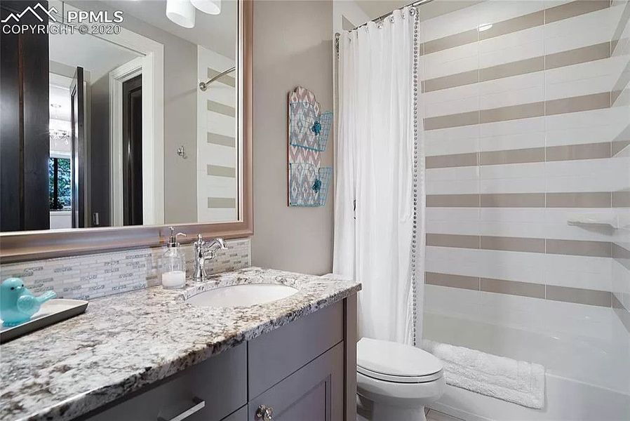 Fauxnomenal Designs Work Photo