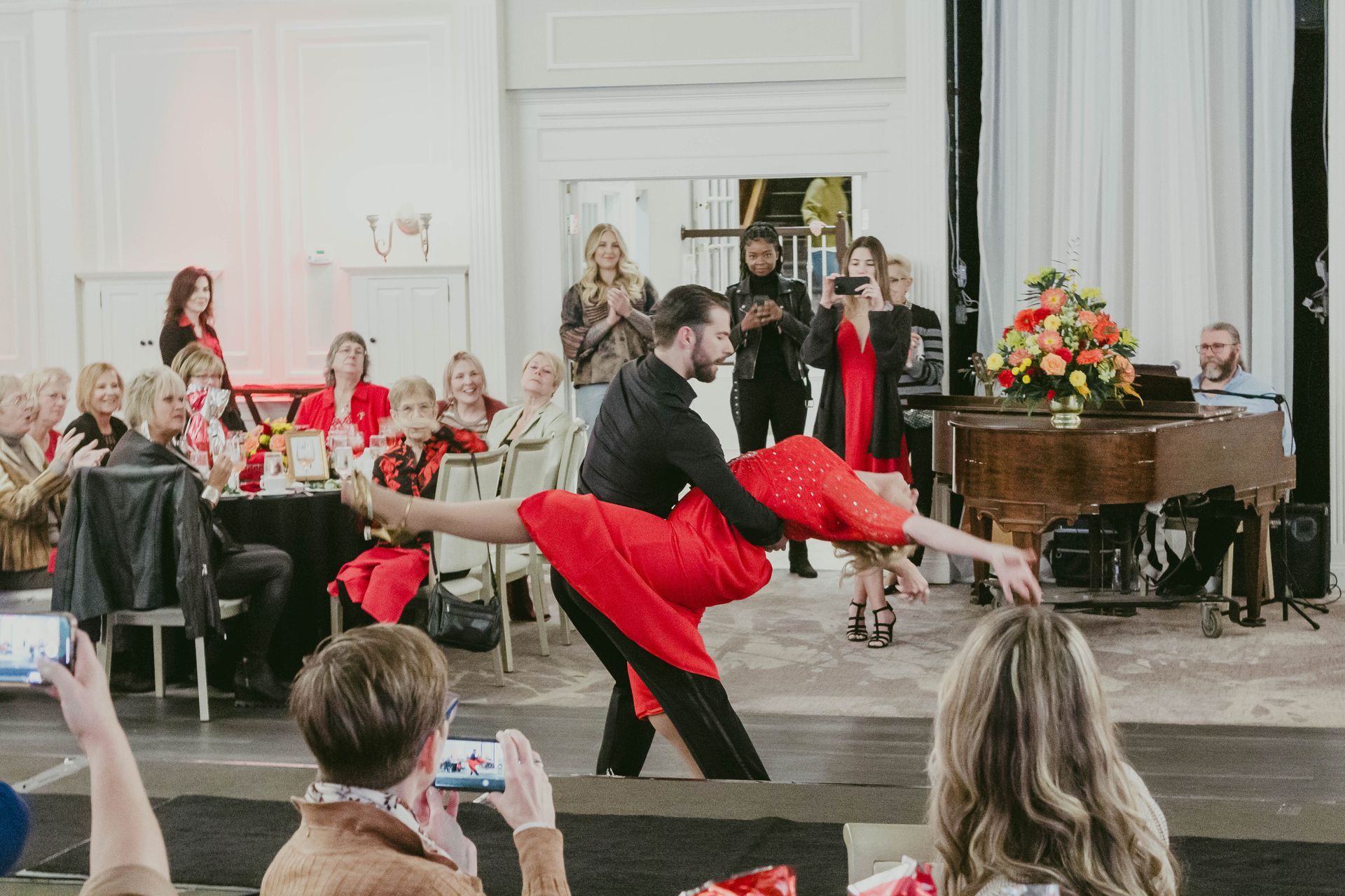 Fashion Show Image 28 — Schenectady, NY — Schenectady Business & Professional Women's Club Inc