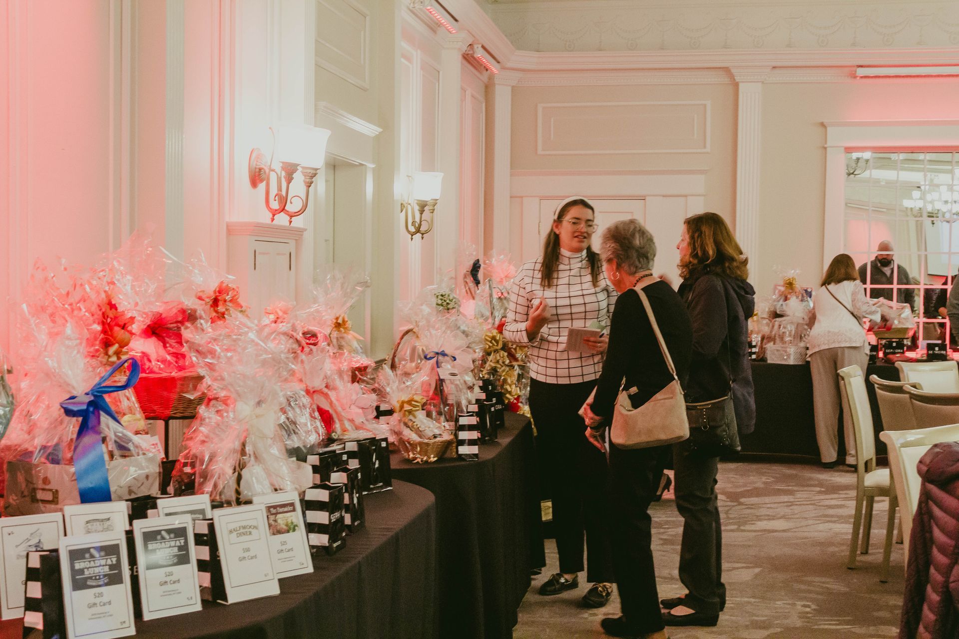 Fashion Show Image 37 — Schenectady, NY — Schenectady Business & Professional Women's Club Inc