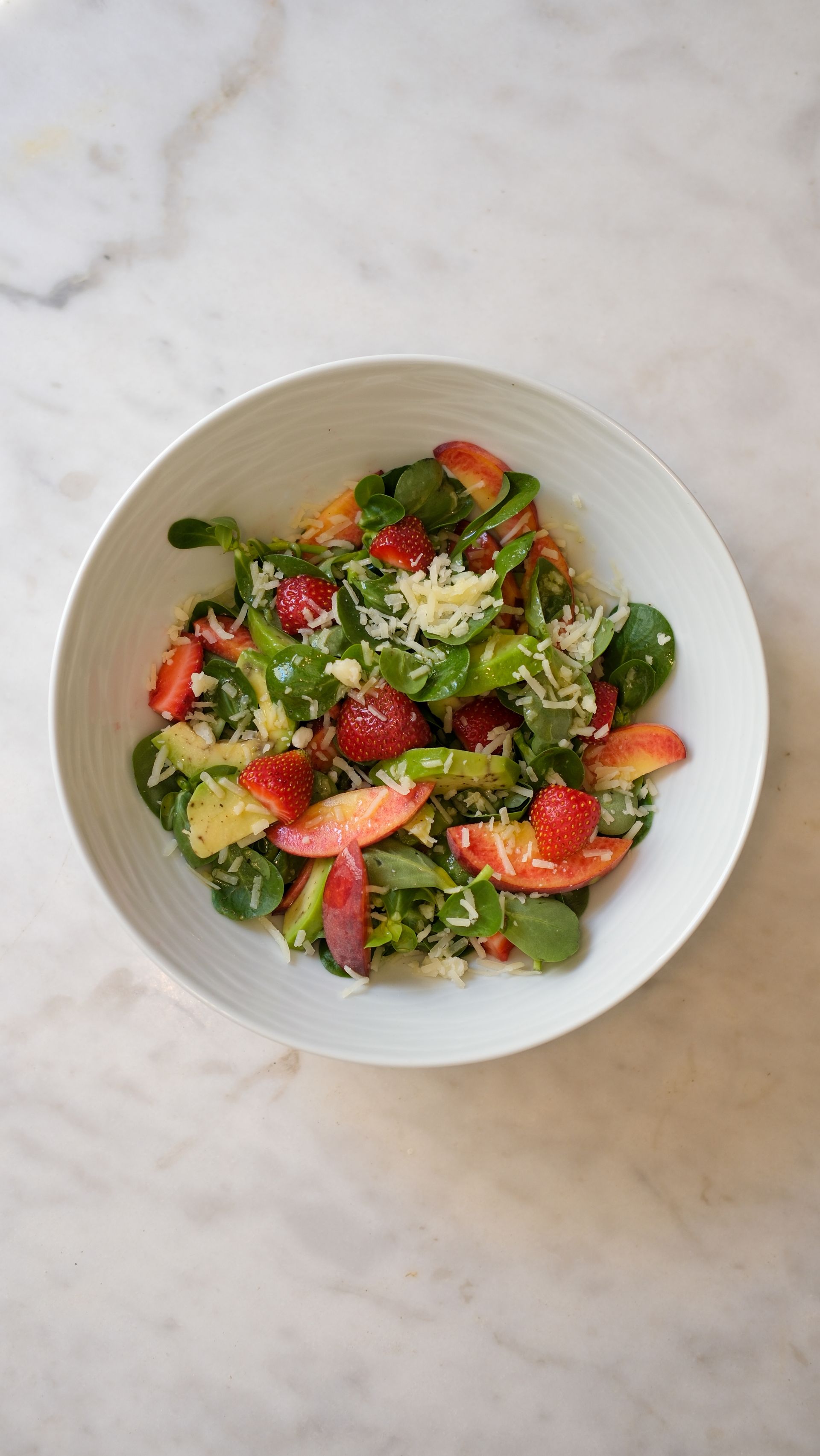 <b>semiz otu meyve salatası</b><br>