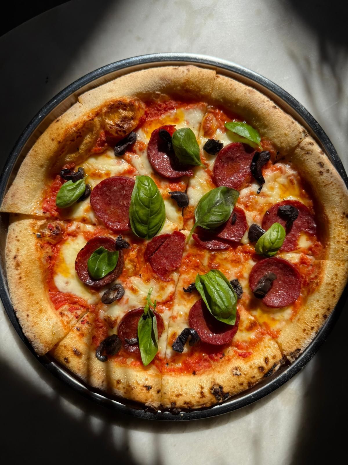 <b>Pepperoni </b><br>sucuk mozzarella peyniri fesleğen siyah zeytin (288 gr)