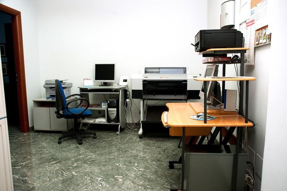 Stanza interna dell'agenzia funebre