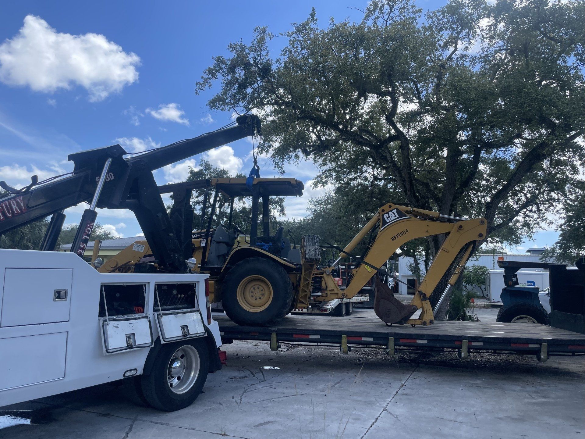 heavy equipment moving service
