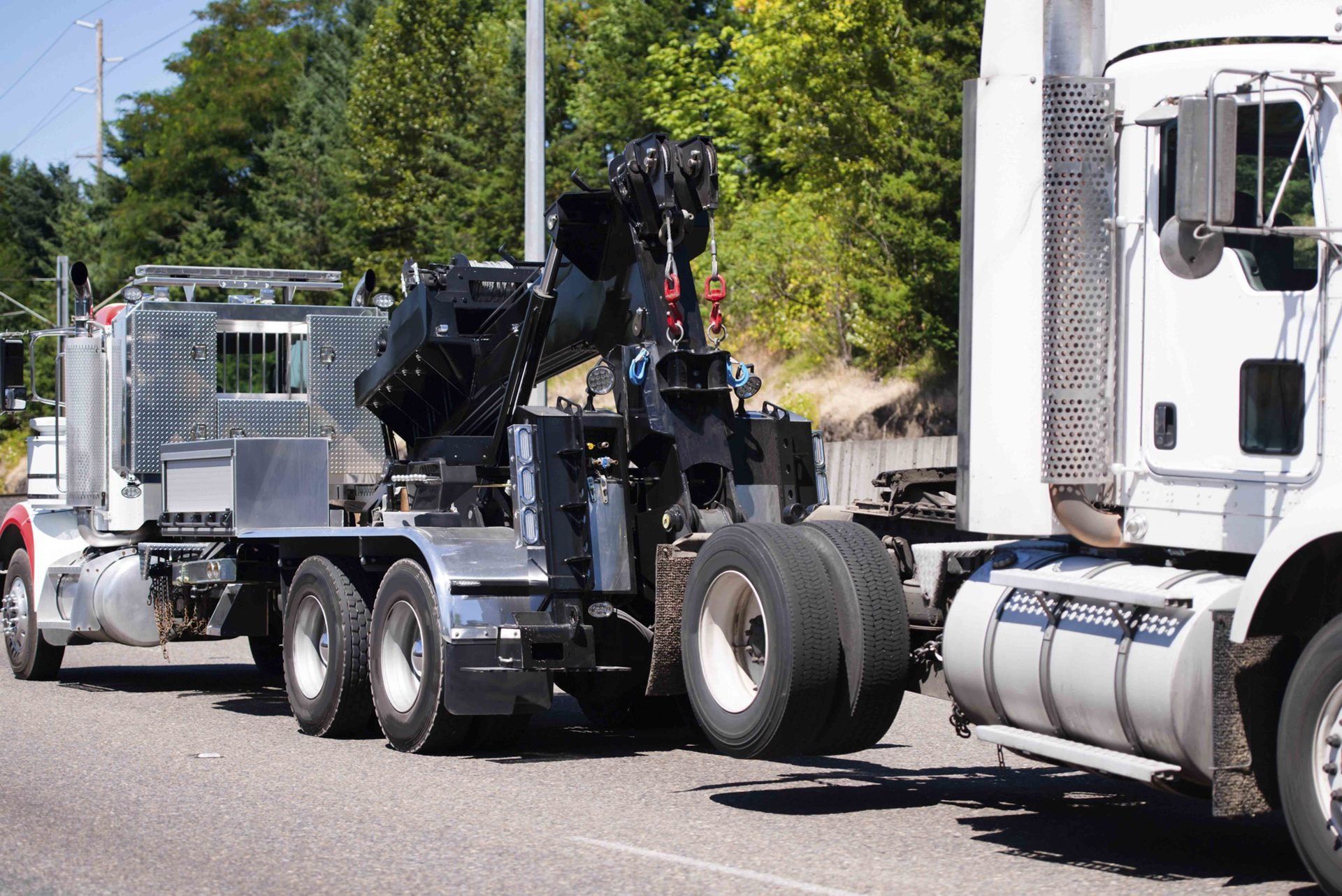 Heavy Duty — Big Rig Towing Semi Truck Tow in Akron, OH
