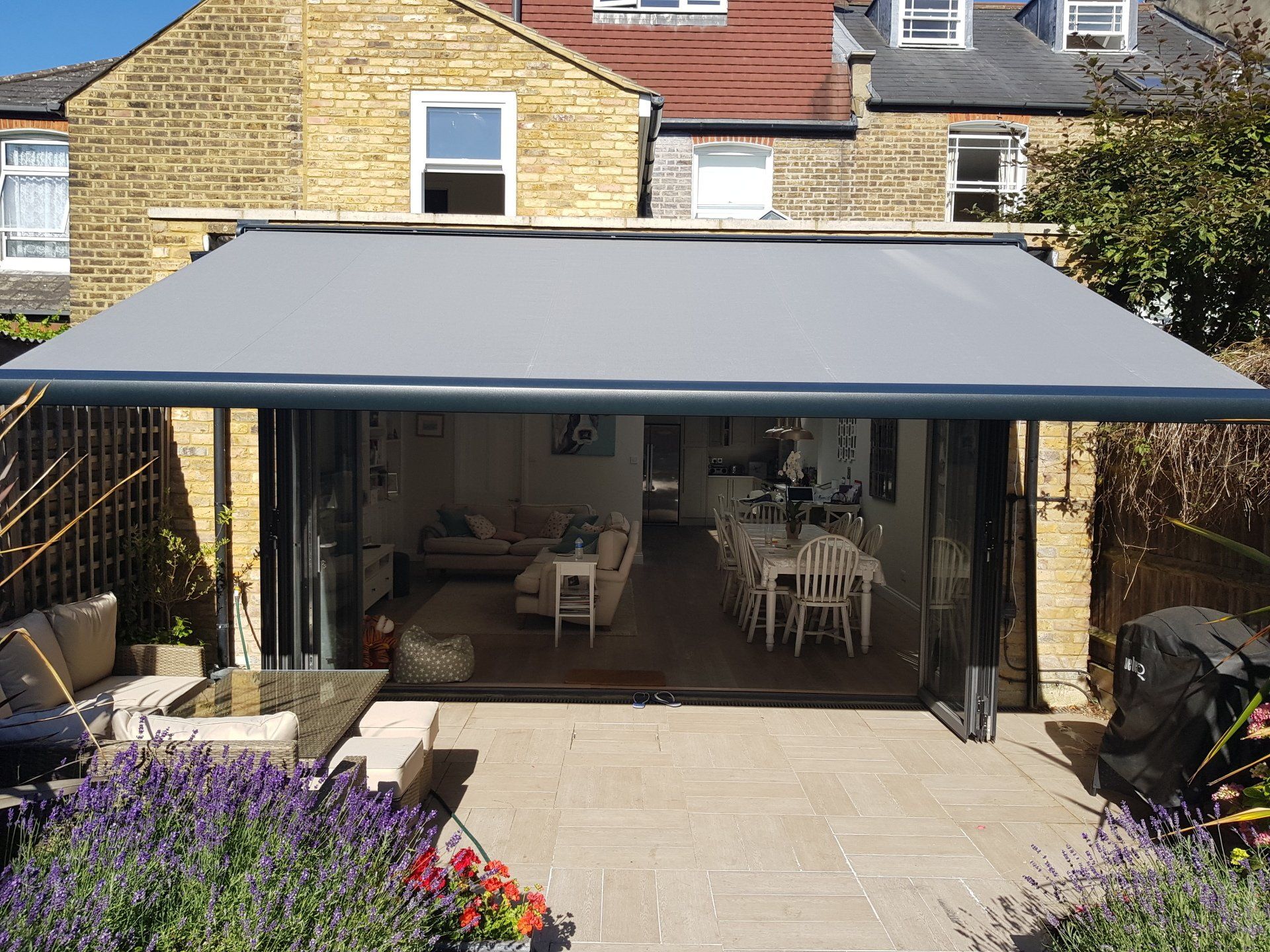 RA UK Retractable Awnings  for Home  Business