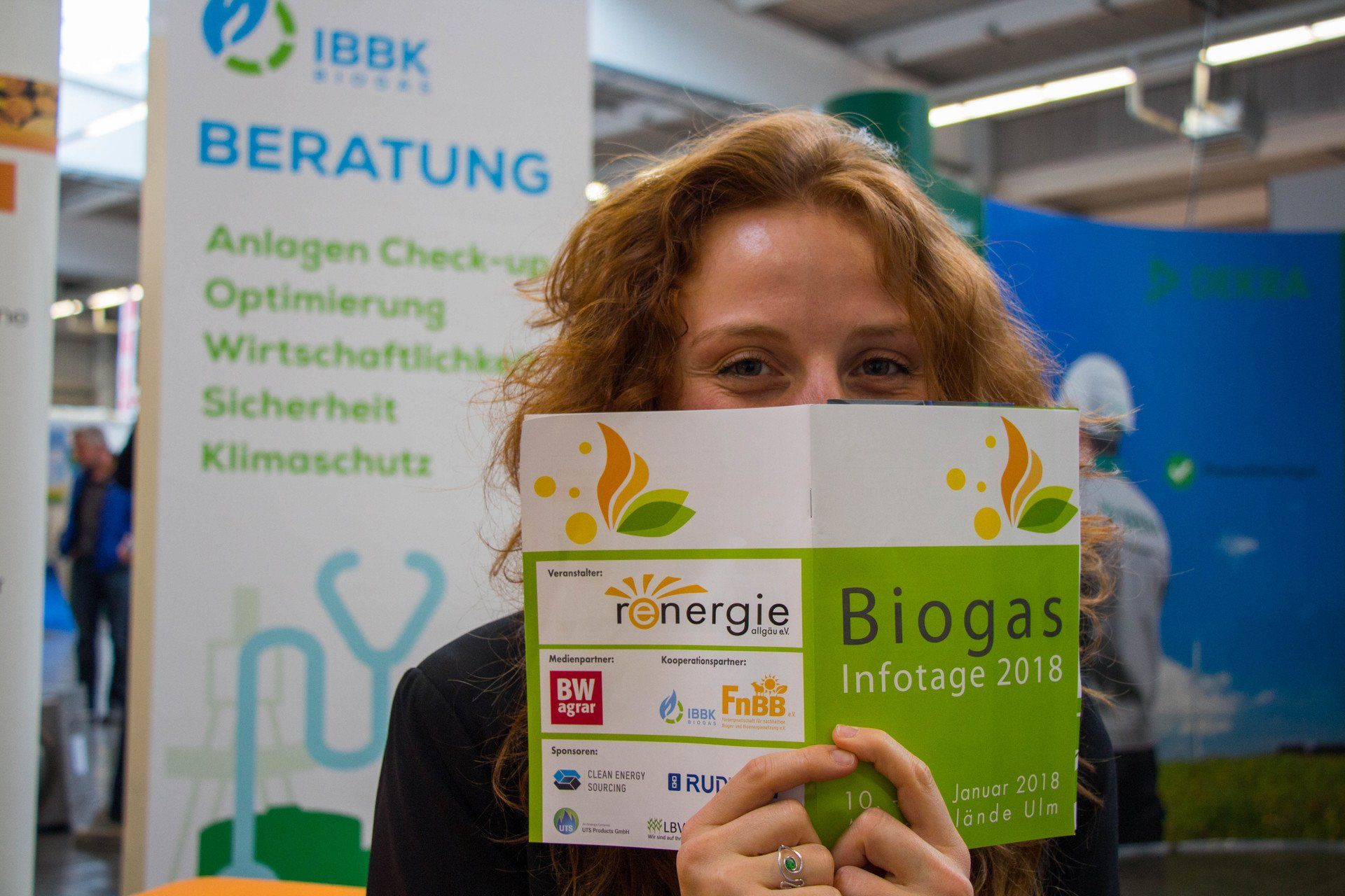 IBBK Stuttgart 2017, 7-day Biogas #HANDS ON course – Birgit Pfeifer testing digester substrate at the plant.